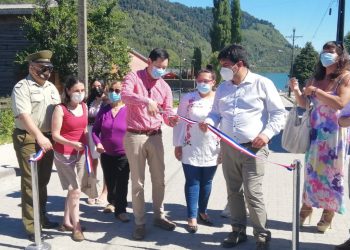 Autoridades y dirigentes concuerdan que pavimentación de Puyuhuapi mejora la calidad de vida