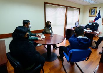 Senadora Órdenes valora trabajo con dirigentes, Municipio y la Armada con miras concretar balneario para Chacabuco 
