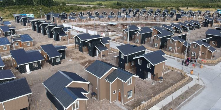 Compromiso Vivienda posibilitó la construcción de 470 viviendas gracias al convenio entre Bienes Nacionales y MINVU