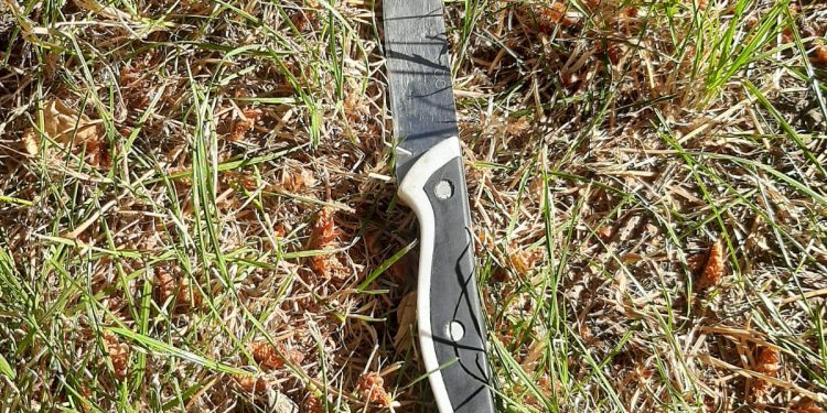 Carabineros detuvo a sujeto por porte de arma blanca en sector central de Coyhaique