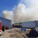 Seremi de Salud concurre a apoyar equipos de emergencia a raíz de incendio industrial en Puerto Aysén