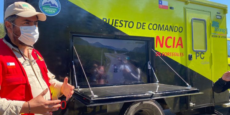 CONAF refuerza el llamado a la prevención de incendios con intervenciones en las carreteras