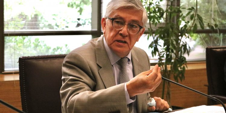 Senador Sandoval: “Estamos en un momento crucial para cambiar la forma en que hemos hecho las cosas en el desarrollo pesquero”