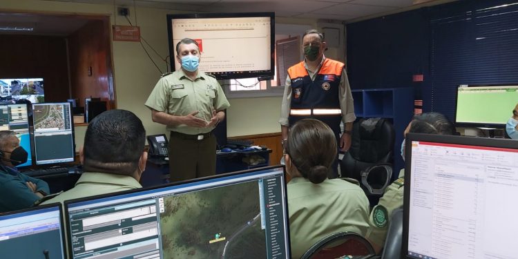 Carabineros se reúne con ONEMI Aysén y realizan coordinación para optimizar trabajo del ABC de la emergencia