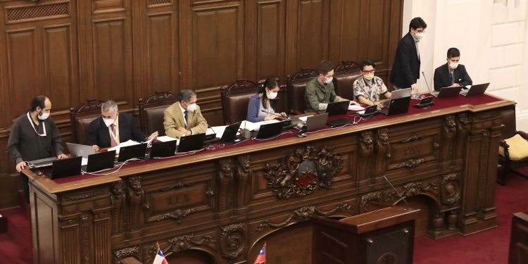 El viernes se votaron en particular el articulado presentado por la comisión Forma de Estado al pleno de la Convención Constitucional.
