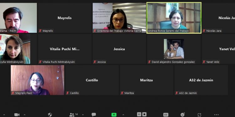 ASOMISCA organización que reúne a migrantes de centro y sudamérica recibió charla sobre normativa laboral.