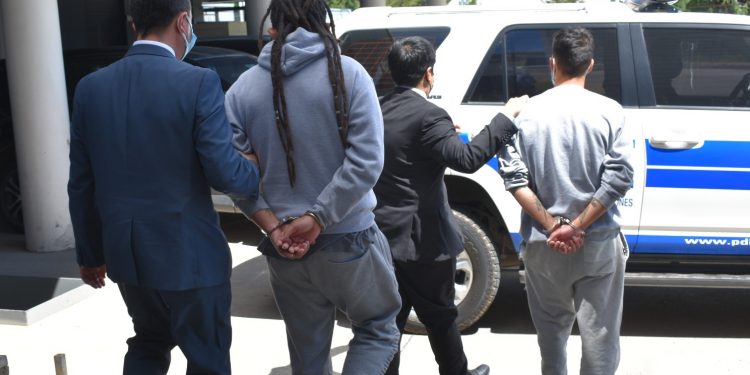 PDI y Fiscalía detienen a dos personas por tráfico de drogas en Puerto Cisnes.