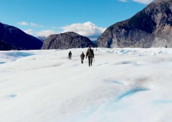 Ejército de Chile  junto al Instituto Chileno de Campos de Hielo realizan expedición científica al glaciar del lago O’Higgins, en Campos de Hielo Sur.