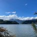 Alcalde de Aysén encabezó firma de convenio para nueva zona de avistamiento turístico en Puerto Chacabuco.