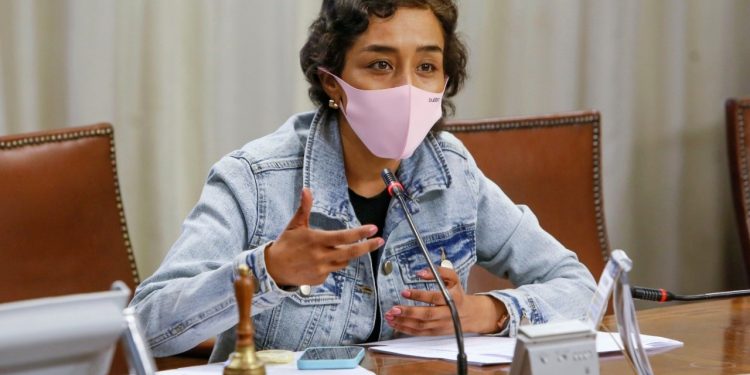 Aracely Leuquén: «Esperamos que un Presidente de zona extrema empatice con Aysén».