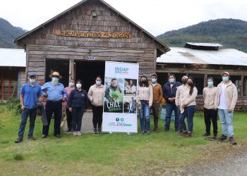 Jóvenes mujeres campesinas de Aysén.