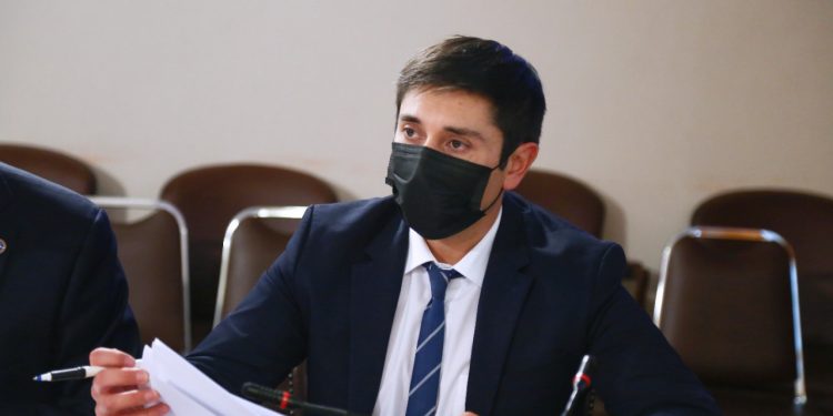 Diputado Calisto resaltó aprobación de proyecto que facilita el desalojo de arrendatarios morosos.