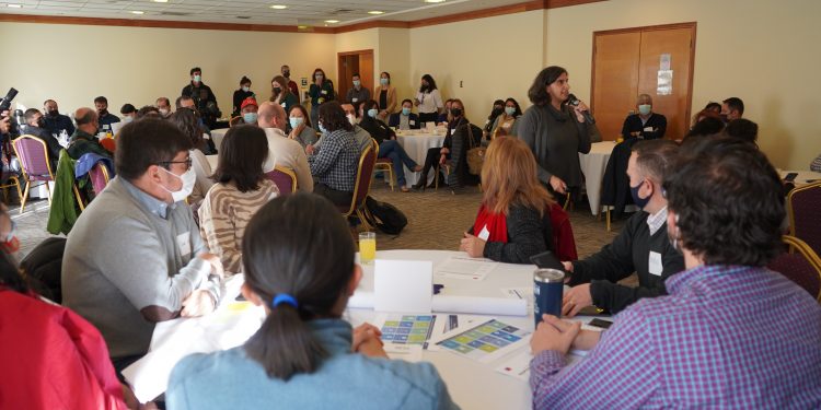 En Coyhaique se realizó proceso participativo y ciudadano para la construcción de la Agenda de Energía 2022-2026.