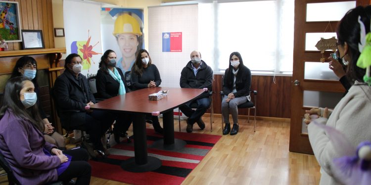 Subsidio Protege del Plan Chile Apoya extiende plazo de postulación y amplía cobertura para apoyar a las trabajadoras y cuidadores legales.