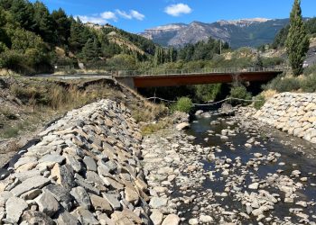 Alcalde de Coyhaique plantea la instalación de un puente mecano en sector periurbano de la comuna.