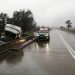 Carroza fúnebre volcó en sector puente Doña Dora.
