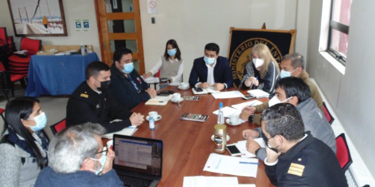 Comité Técnico de Marea Roja de Aysén sostiene su primera reunión y acuerda acciones de fiscalización y monitoreo.