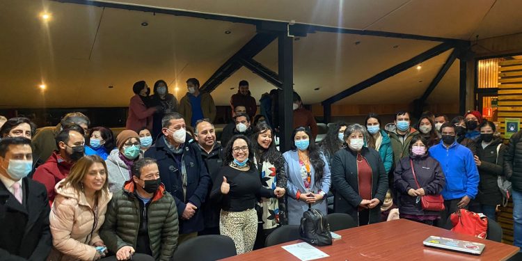 Gobernadora compromete apoyo para el financiamiento de la Reposición del Puente Gran Pangal en Aysén