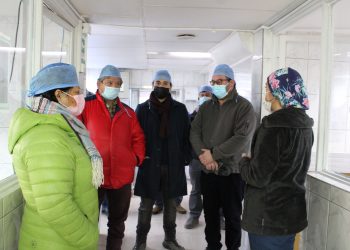 Diputados de Aysén fiscalizan unidad de esterilización del Hospital Regional y denuncian graves anomalías sanitarias.