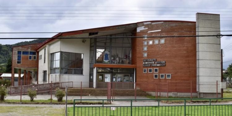 Corte de Coyhaique ordena a municipalidad de Puerto Aysén reintegrar a educadora diferencial.