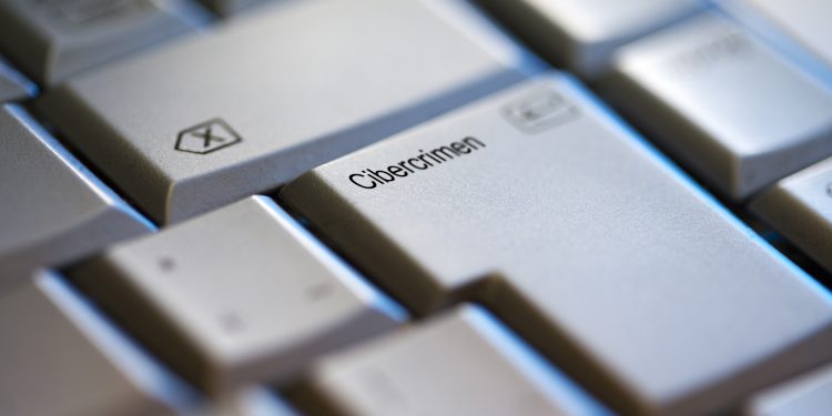 PDI entrega recomendaciones para evitar caer en estafas relacionadas al IFE Laboral