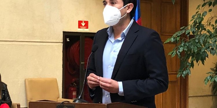 Diputado Calisto califica de insuficiente IFE de Invierno y vuelve a criticar funcionamiento del Registro Social de Hogares.