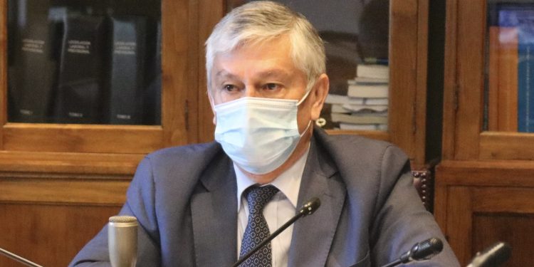Proyecto de ley que propone distintas adecuaciones a normativa vigente sobre parcelaciones es presentado por Senador Sandoval