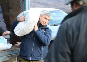 Ministerio de Agricultura entrega 13.500 kilos de alimento concentrado en Aysén 