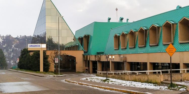 Habilitan al Hospital Regional de Coyhaique como centro de referencia para atención de “viruela del Mono”.