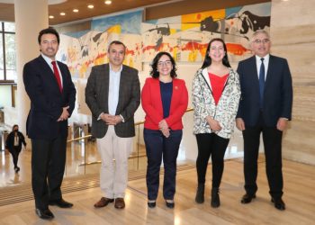 Gobernadora de Aysén asiste a discrepancias para el presupuesto regional 2023