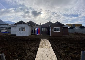 Seremi de Vivienda visita avances del proyecto habitacional «Sueños del Lago Yulton» en Puerto Aysén