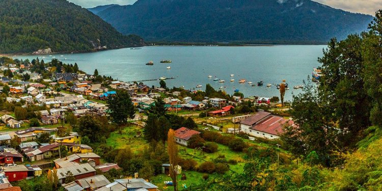 Medio Ambiente comunica los avances del proyecto de Gobernanza Marino Costera en Puerto Cisnes 