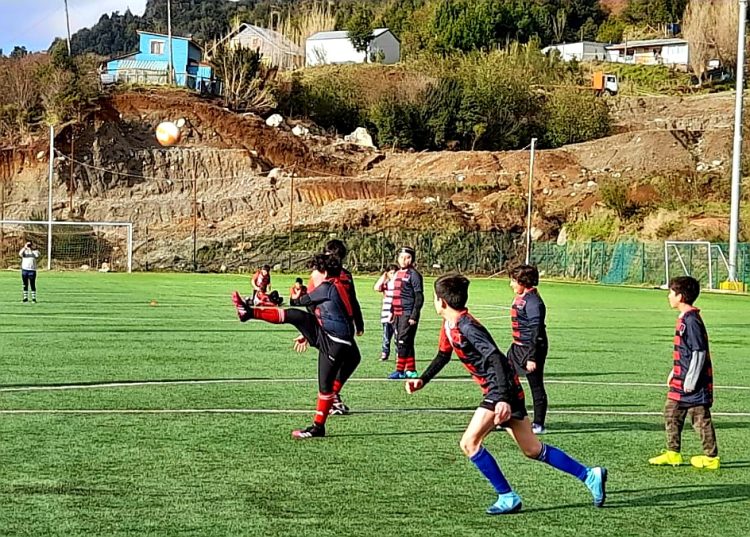 Semillero de Rugby infantil crece en la región de Aysén
