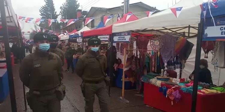 Policías y autoridades felicitan comportamiento de la comunidad en Fiestas Patrias