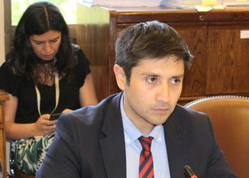 Diputado Calisto realiza defensa de los recursos marinos regionales ante emplazamiento de dirigentes de la pesca y parlamentario de Los Lagos