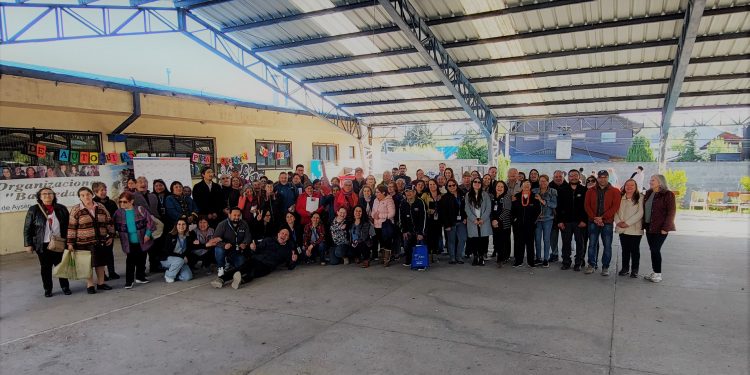 Adultos Mayores cierran las celebraciones de su mes con fiesta, baile y concursos