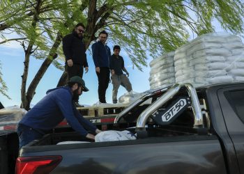 Ministerio de Agricultura apoya con concentrado para el ganado a más de 600 productoras/es de la provincia General Carrera