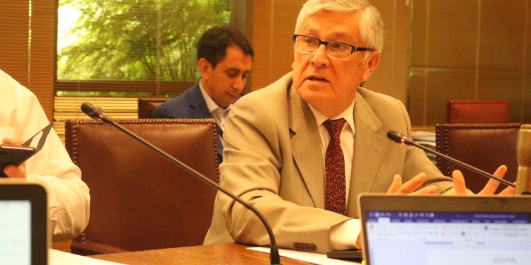 Senador Sandoval propone se establezca como asunto de interés nacional la prevención y tratamiento integral del Alzheimer