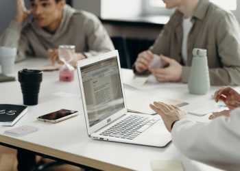 Programas Semilla Inicia y Expande abren última convocatoria 2022 con foco en desafíos regionales