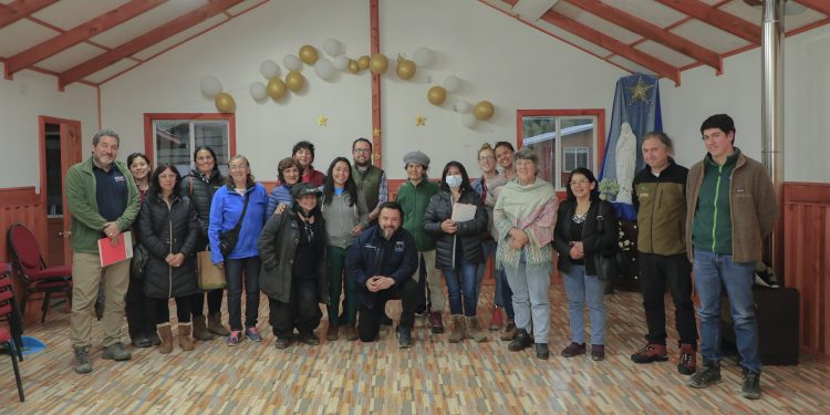 El seremi Alan Espinoza Ortiz junto a equipos de INDAP, SAG y CONAF, se reunió con las asociaciones gremiales de Mujeres Campesinas y de Pequeños Agricultores y Ganaderos.
