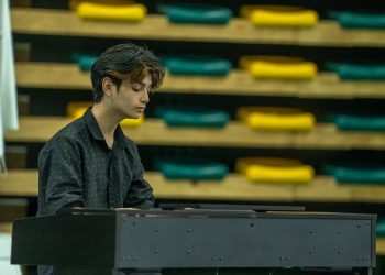 Comunidades educativas DEM Aysén cautivan en recital Día de la Música 2022