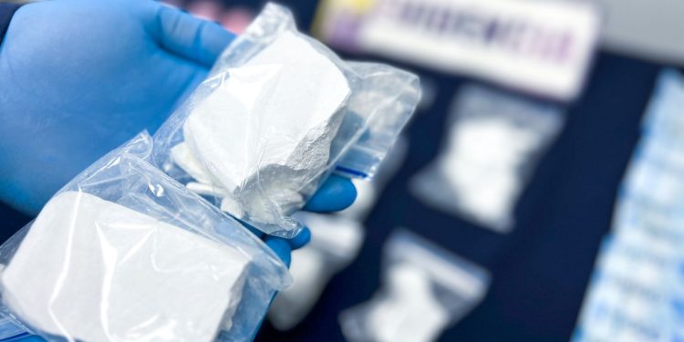 En La Junta detienen a dos personas e incautan cannabis, cocaína y ketamina