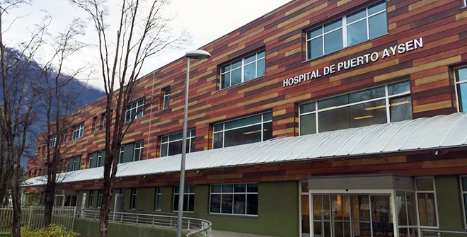 Hospital de Puerto Aysén y Clínica Alemana de Santiago concretan alianza para reducir listas de espera