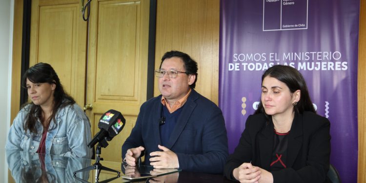 Gobierno refuerza campaña para eliminación de la violencia contra las mujeres