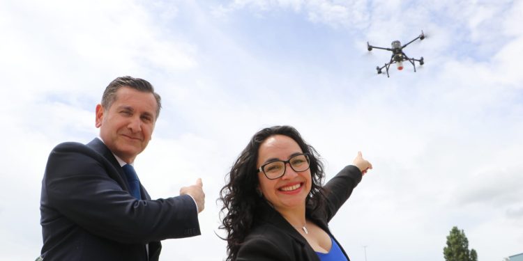 Gobernadora Regional entrega drones a la PDI para fortalecer seguridad regional