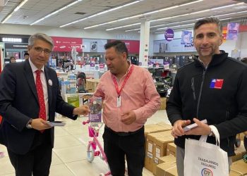 Dirección del Trabajo fiscalizará comercio durante feriados irrenunciables de Navidad y Año Nuevo