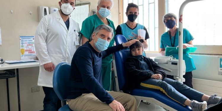 Más de 50 niños con fisura labio palatina de toda la región fueron atendidos en operativo de la Fundación Gantz