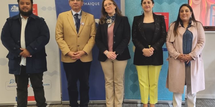 Autoridades lanzan Curso de construcción Carpintero de Terminaciones, parte del programa Maestros/as para la construcción de Viviendas de Calidad