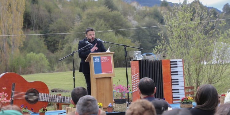Ministerio de Agricultura destaca respaldo al fomento productivo, reactivación y comercialización de la producción silvoagropecuaria en la región de Aysén