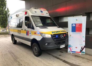 Servicio de Salud hace entrega de nueva ambulancia para la ciudad de Puerto Aysén